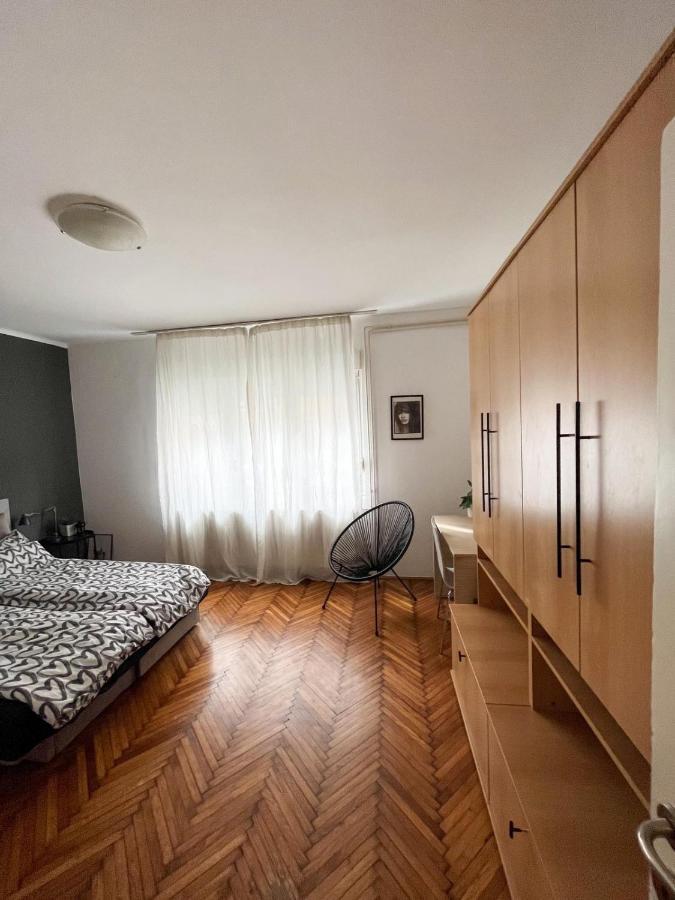 Appartamento Kopernik - Parking Available Belgrado Esterno foto